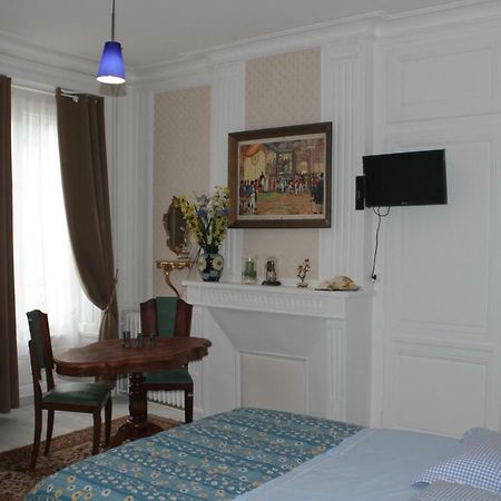 Hotel Les Unelli Cherbourg-en-Cotentin Esterno foto